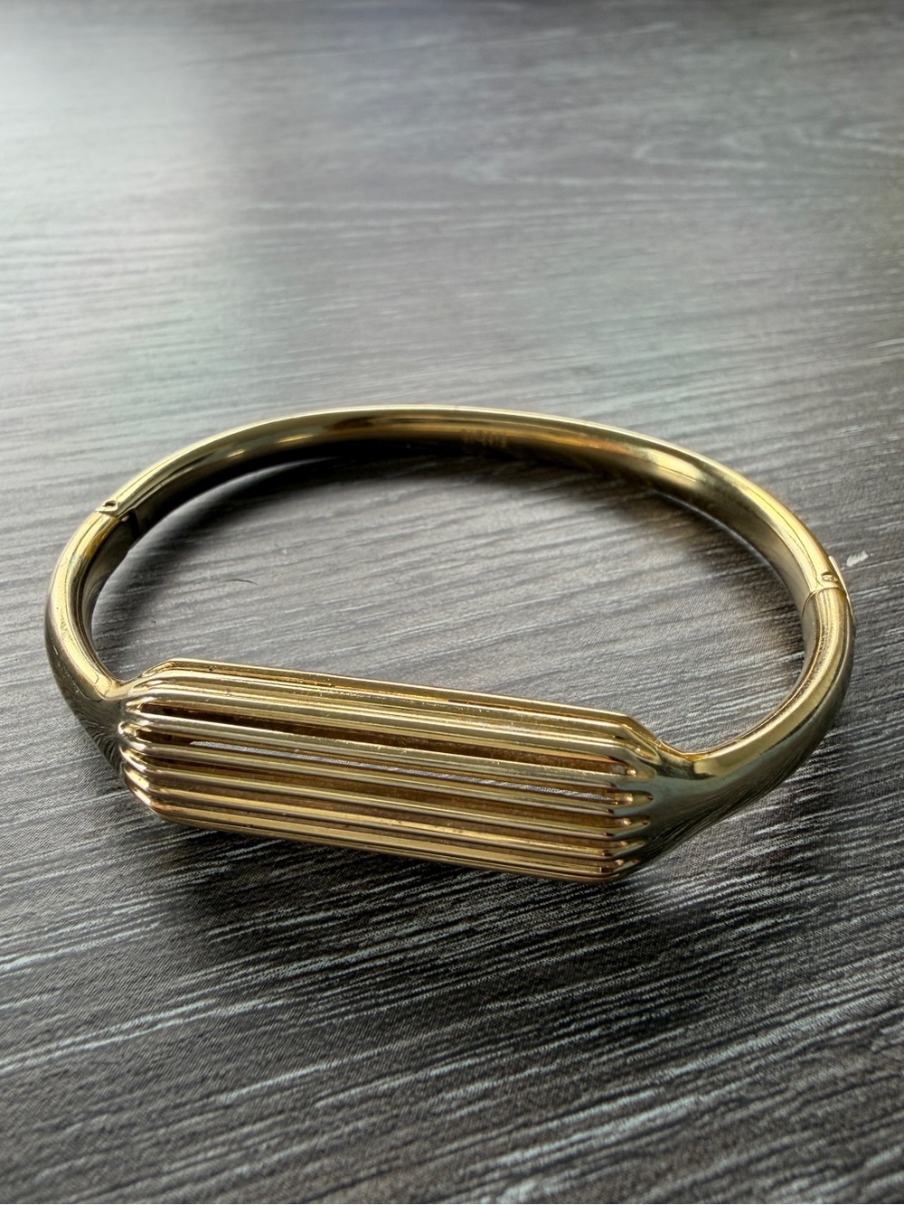 Fitbit Flex 2 Accessory Bangle in a gold-plated stainless steel finish